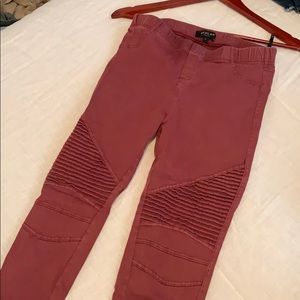 Maroon jeggings
